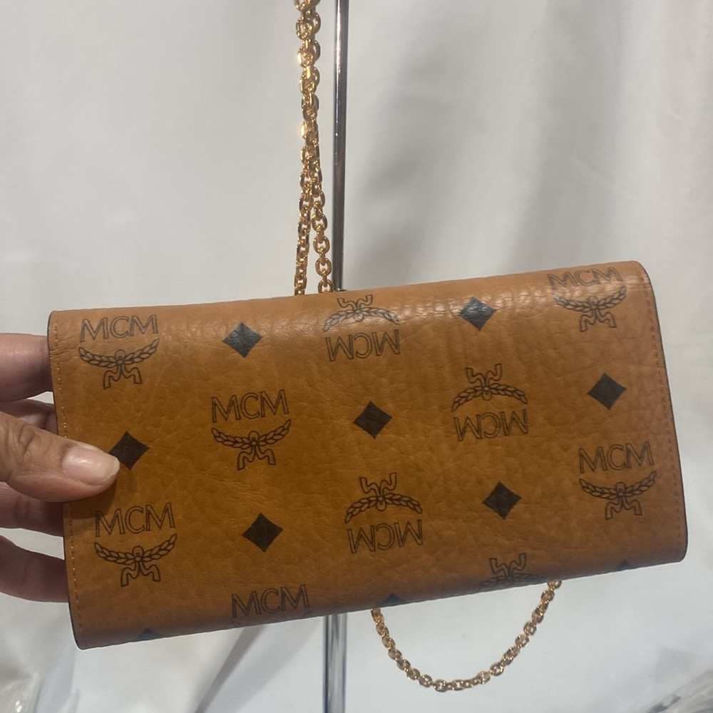 MCM Patricia Visetos Wallet on a Chain NWT in box - Picture 7 of 8